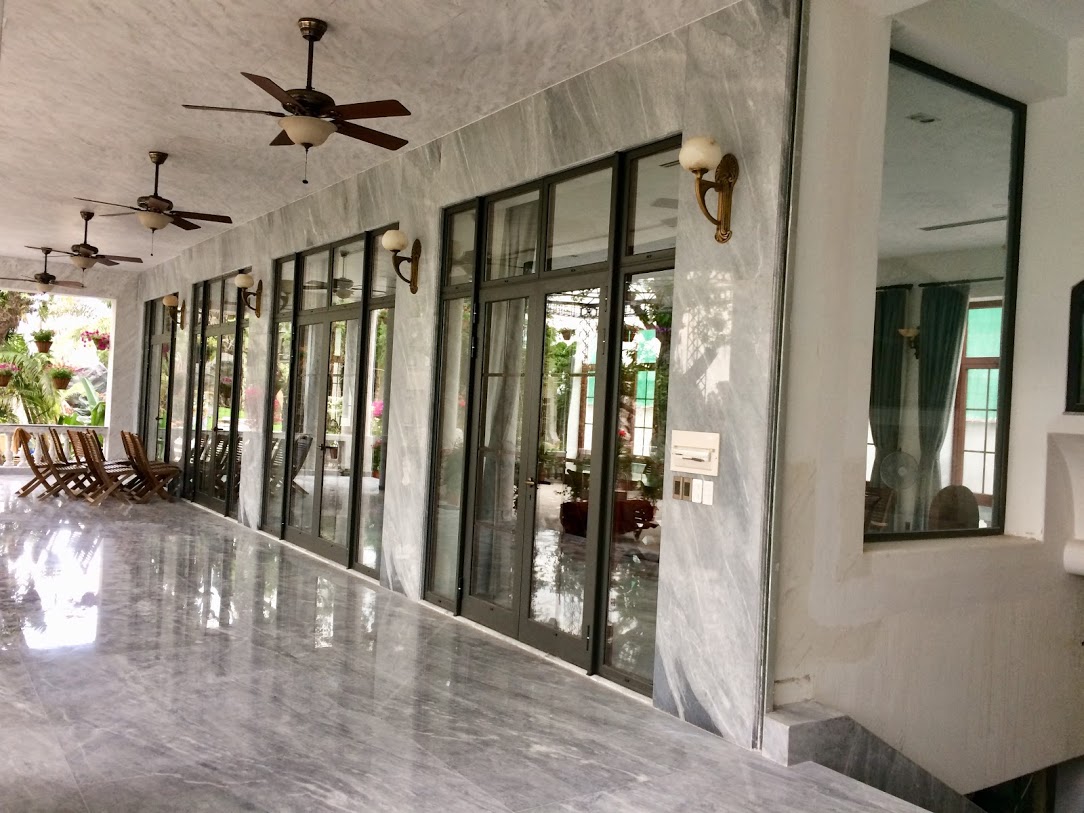 Villa Bến Mơ ( Công Ty Thời Trang Nón Sơn )